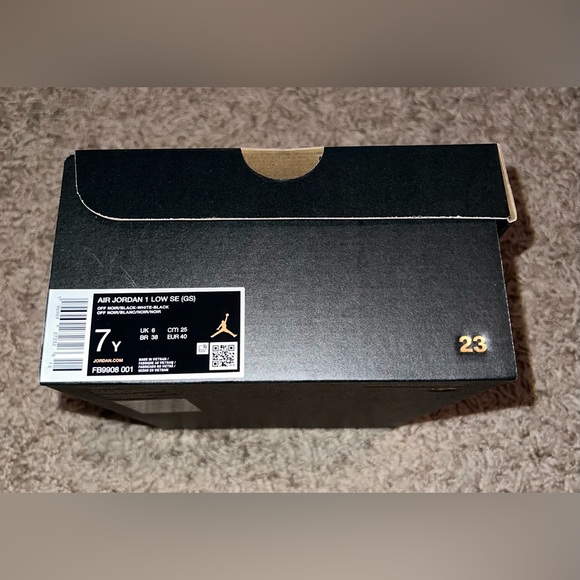 NIB!! Air Jordan 1 Low SE Sneaker - Off Noir/White/Black/Black - Picture 7 of 16